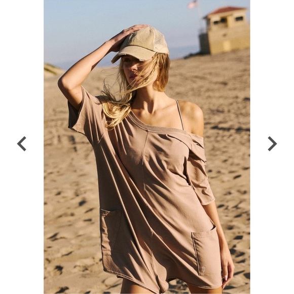 NWOT Hot Shot Tee Romper - Picture 3 of 3